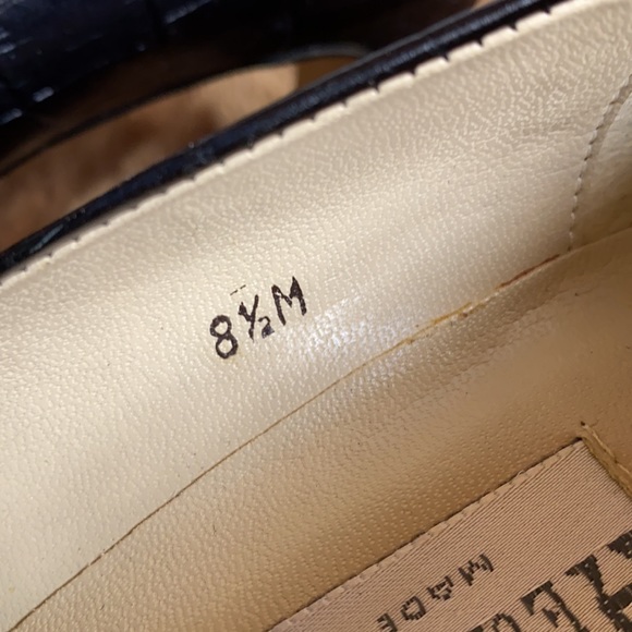 ETIENNE AIGNER 8-1/2M Black “Croc” Pumps Spain - Picture 8 of 9